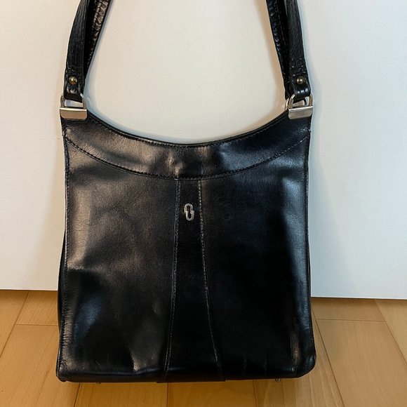 Vintage Black Leather Bag - Picture 6 of 6